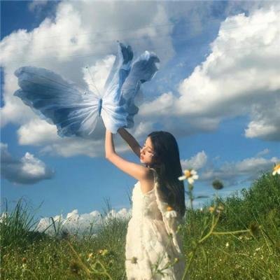 5个吓鬼的少年